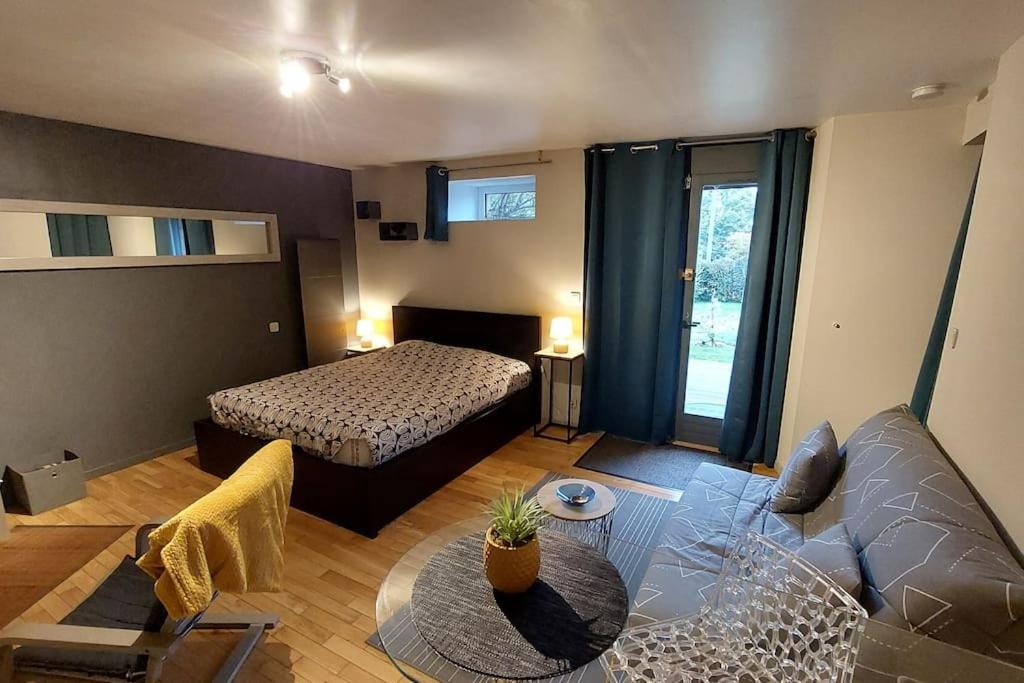 Studio Cosy Proche De Rennes Montreuil-le-Gast Exterior photo