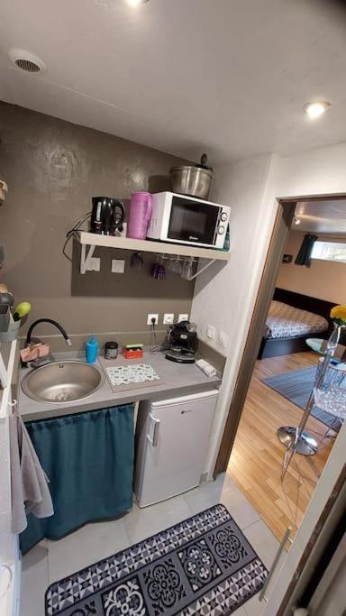 Studio Cosy Proche De Rennes Montreuil-le-Gast Exterior photo